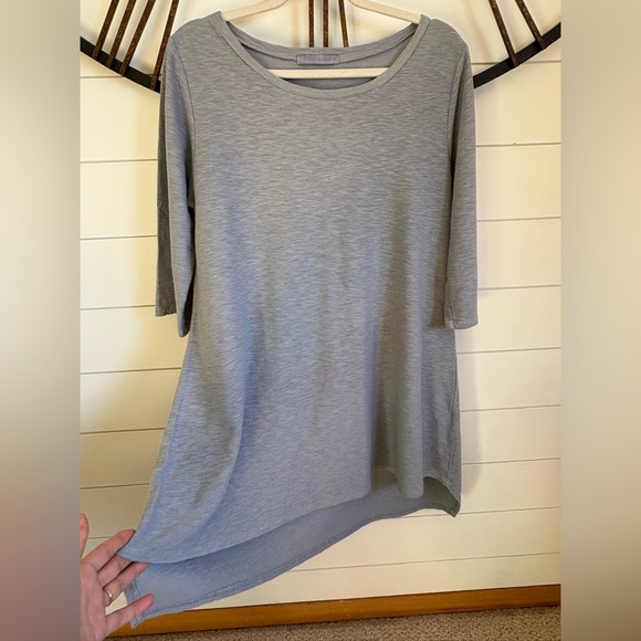 Cut Loose Grayish Blue High-low Flowy Tunic - Picture 1 of 8